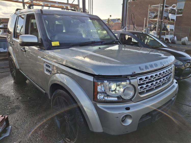 Land Rover Discovery 2011