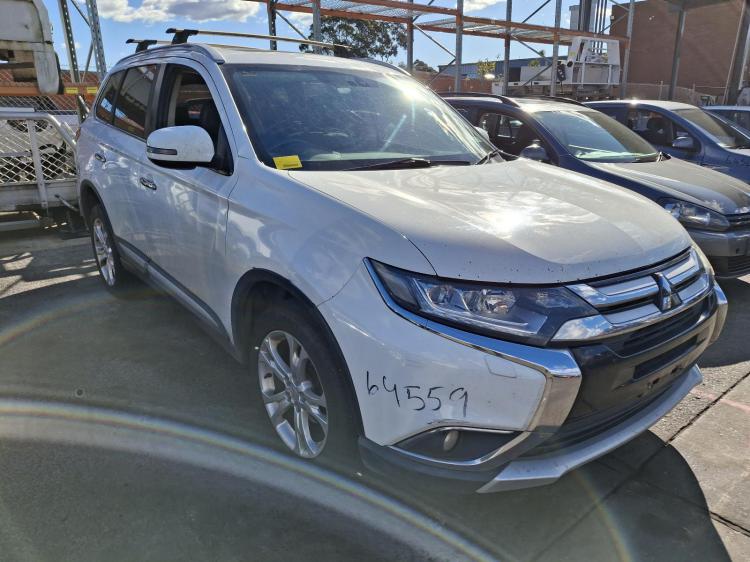 Mitsubishi Outlander 2015