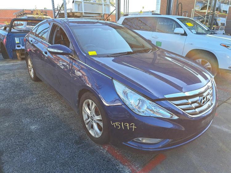 Hyundai I45 2010
