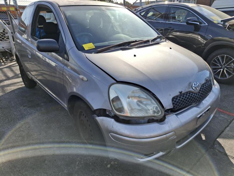 Toyota Echo 2003