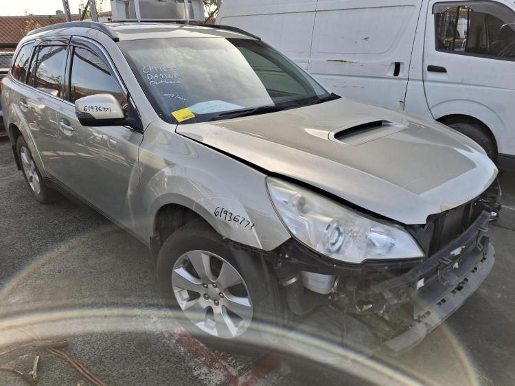 Subaru Outback 2012