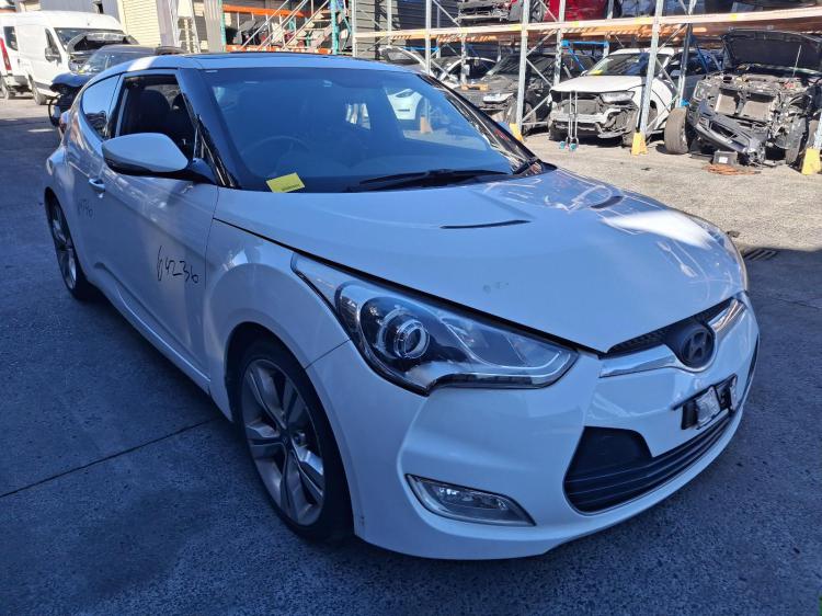 Hyundai Veloster 2013