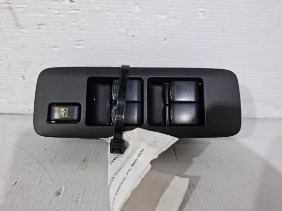 nissan Dualis Jan 2013 POWER WINDOW SWITCH 