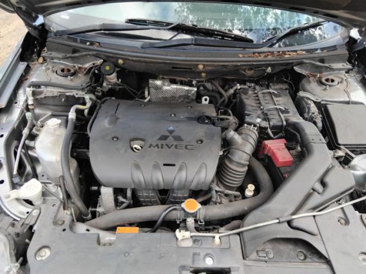 Mitsubishi Lancer 2012