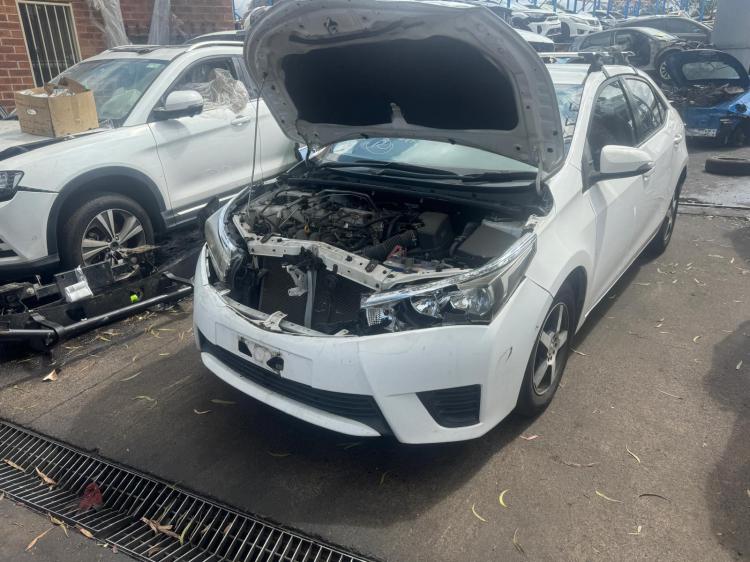 Toyota Corolla 2015