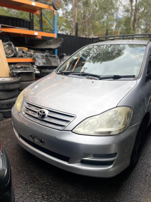 Toyota Avensis 2005