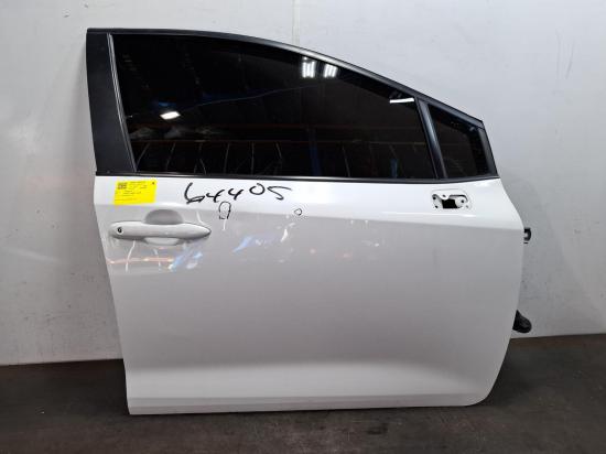 toyota Corolla 2ZR-FXE Apr 2022 RIGHT FRONT DOOR 
