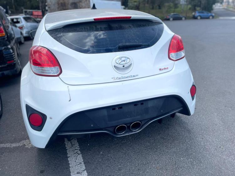 Hyundai Veloster 2014