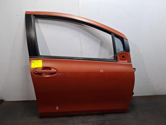 toyota Yaris NCP91R Sep 2006 RIGHT FRONT DOOR 