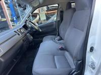 Toyota Hiace 2012