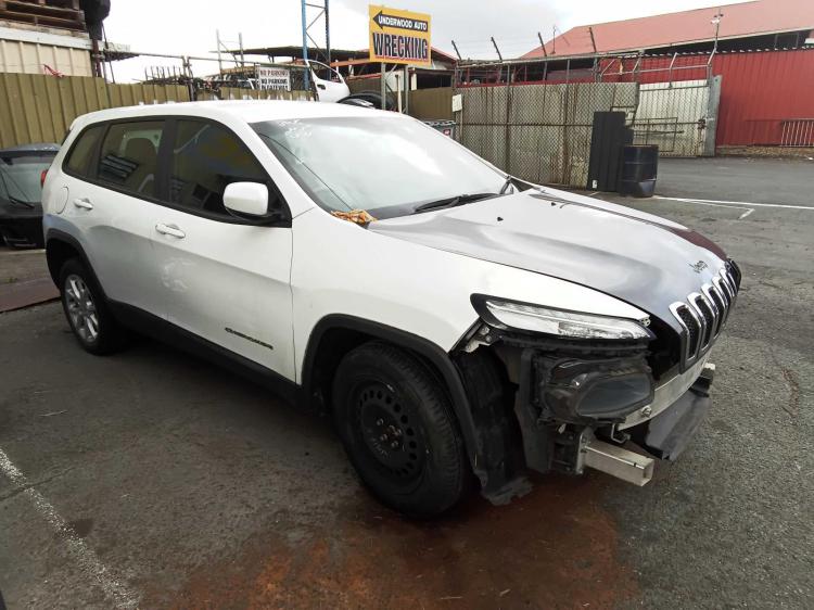jeep Cherokee SPORT May 2014 Parts & Wrecking