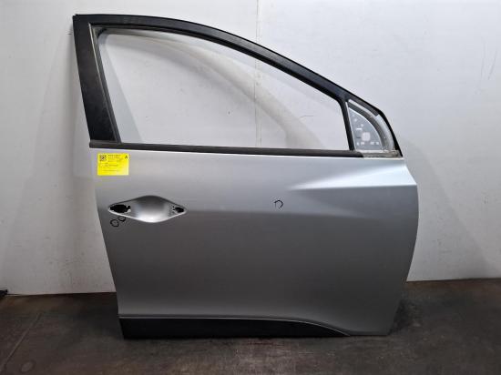 hyundai Ix35 LM Feb 2015 RIGHT FRONT DOOR 