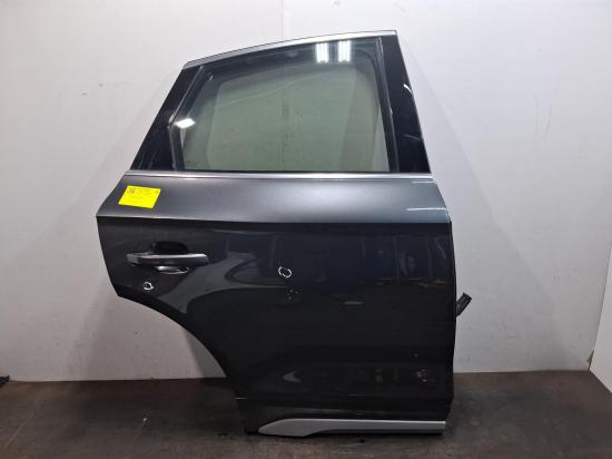 audi Q5 2023 RIGHT REAR DOOR 