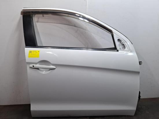 mitsubishi Asx XB Dec 2015 RIGHT FRONT DOOR 