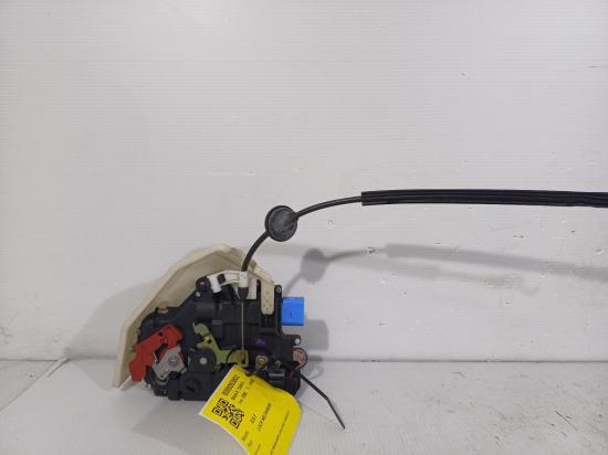 volkswagen Golf A5 May 2006 LOCK MECHANISM 
