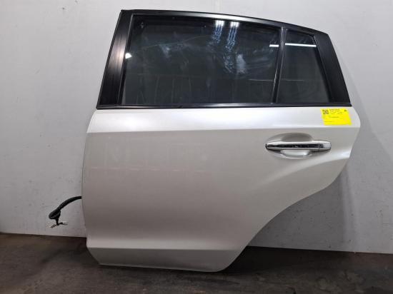 subaru Xv G4X Nov 2014 LEFT REAR DOOR 