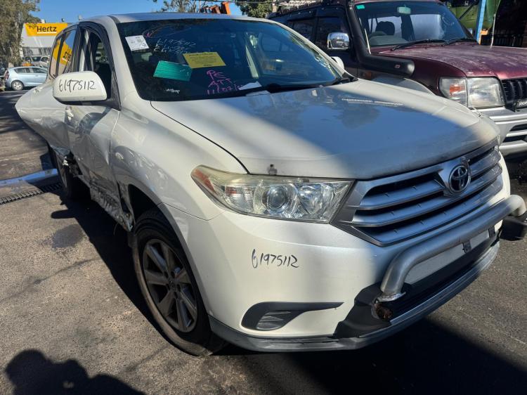 Toyota Kluger 2012