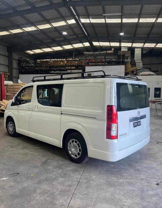 Toyota Hiace 