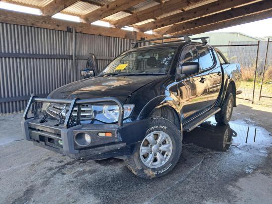 Mitsubishi Triton 2014