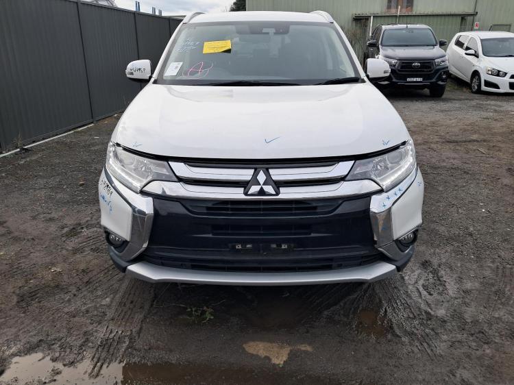 Mitsubishi Outlander 2018