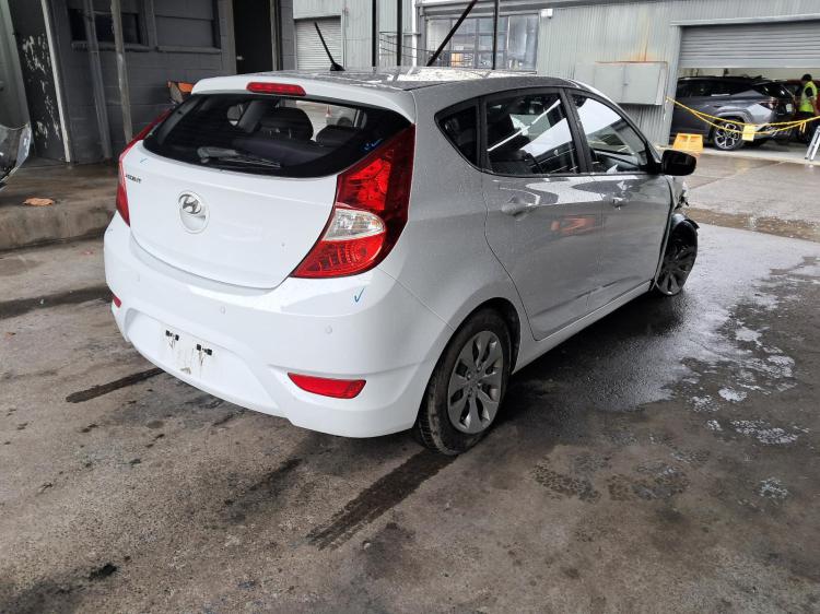 Hyundai Accent	 