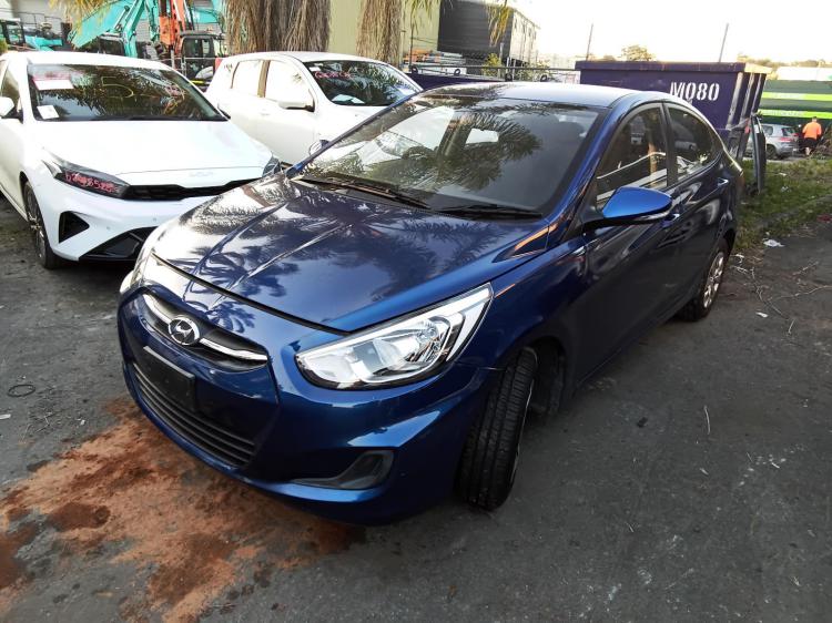 Hyundai Accent 2015