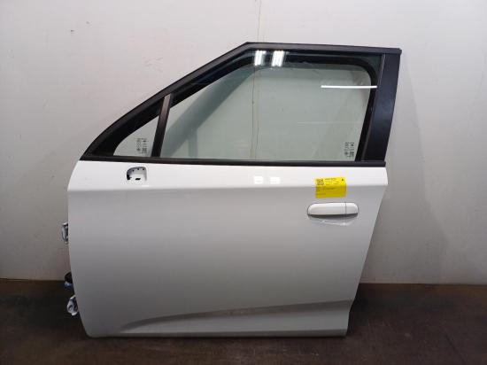 mg 3 Jan 2025 LEFT FRONT DOOR