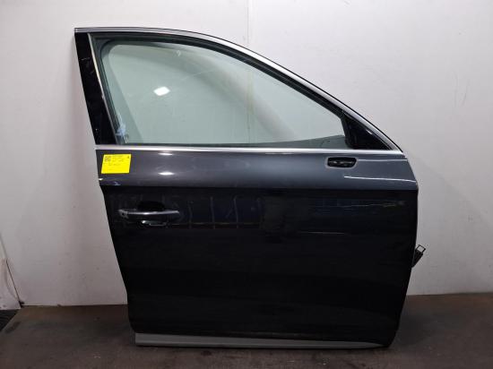 audi Q5 80A May 2017 RIGHT FRONT DOOR 