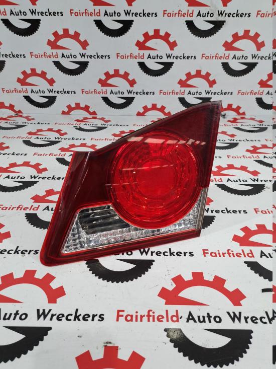 honda Civic 2006 REAR GARNISH 