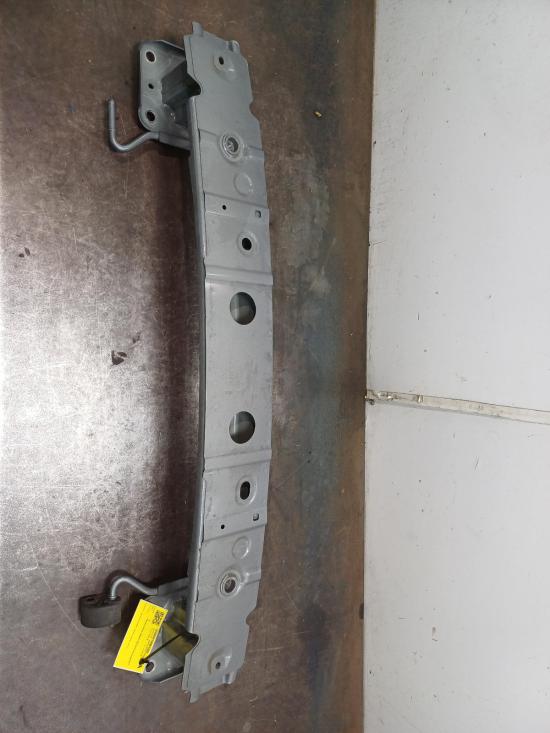 mazda 3 BM Apr 2014 REAR BAR BRKT/REINFORCEMENT 