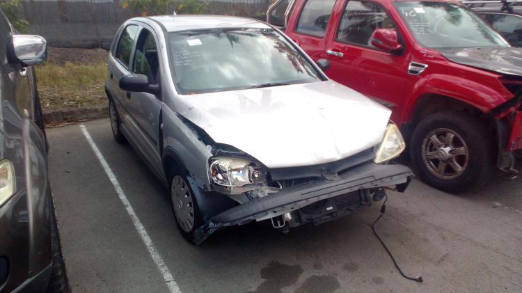 Holden Barina 2002