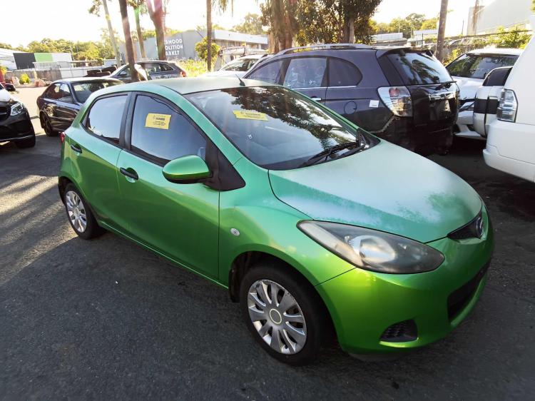 Mazda 2 2010