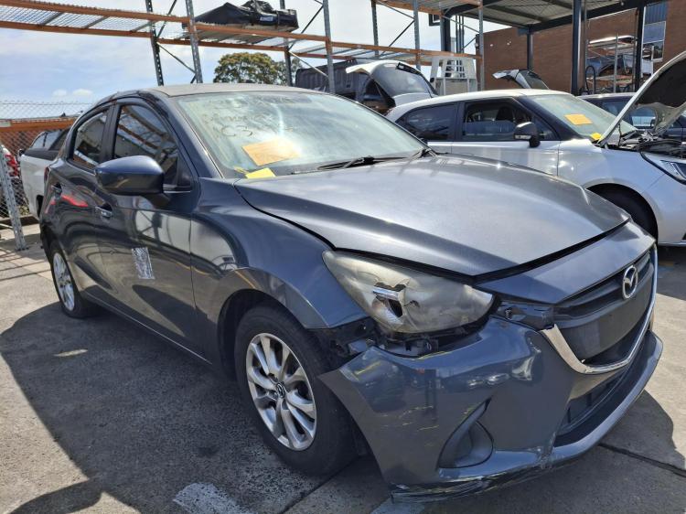 Mazda 2 2014