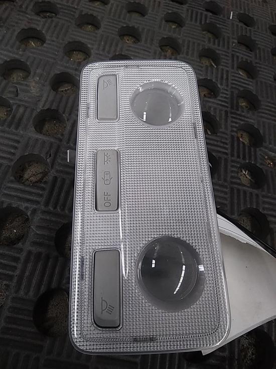 toyota Yaris 2014 COURTESY LIGHT 