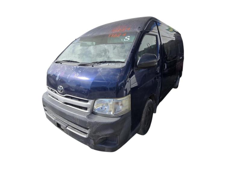 Toyota Hiace 2010