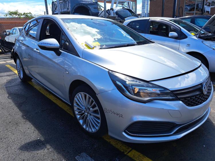 Holden Astra 2018