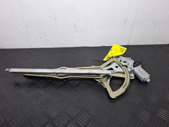 toyota Corolla ZZE122R Jul 2005 LEFT FRONT WINDOW REG/MOTOR 