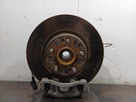 hyundai Tucson TL May 2017 RIGHT FRONT HUB ASSYMBLY