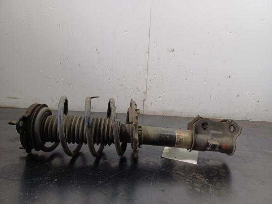 hyundai Tucson TL May 2017 RIGHT FRONT STRUT