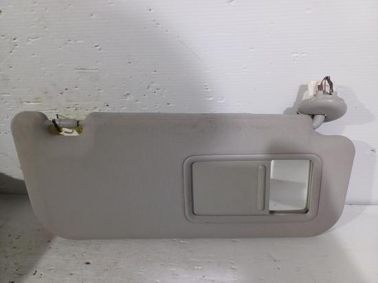 toyota Corolla ZRE152R Aug 2007 SUN VISOR 