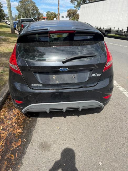 Ford Festiva 2011