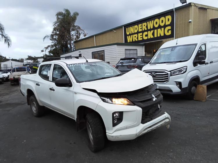 Mitsubishi Triton 2021