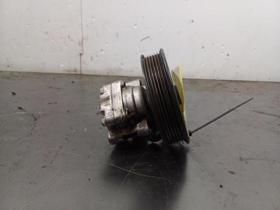 holden Commodore VE Nov 2012 STEERING PUMP
