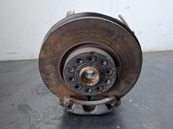 volkswagen Passat B8 Jul 2016 RIGHT FRONT HUB ASSEMBLY