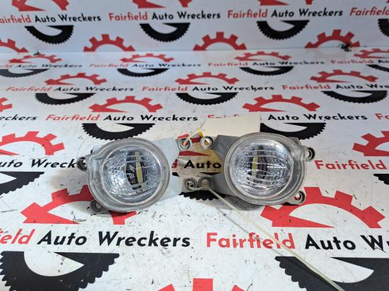 toyota Corolla 2019 RIGHT INDICATOR/FOG/SIDE