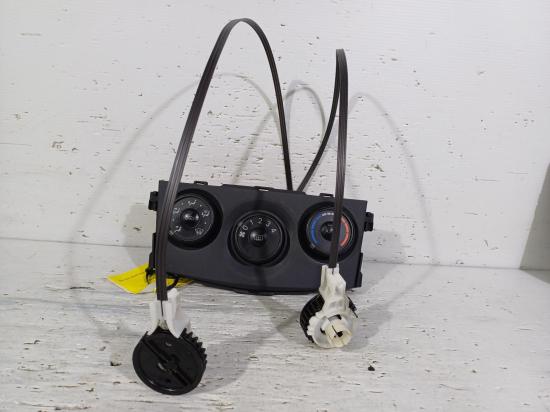toyota Corolla ZRE152R Sep 2007 HEATER/AC CONTROLS