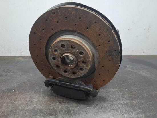 volkswagen Golf R Sep 2015 RIGHT FRONT HUB ASSEMBLY 