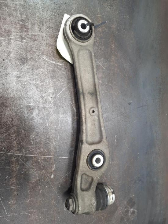 audi A4 2.0 TFSI CUATTRO Dec 2018 RIGHT FRONT LOWER CONTROL ARM 