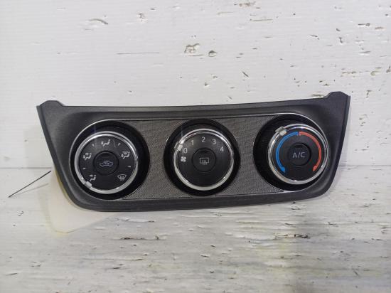 toyota Rav4 ZSA42R Oct 2014 HEATER/AC CONTROLS 