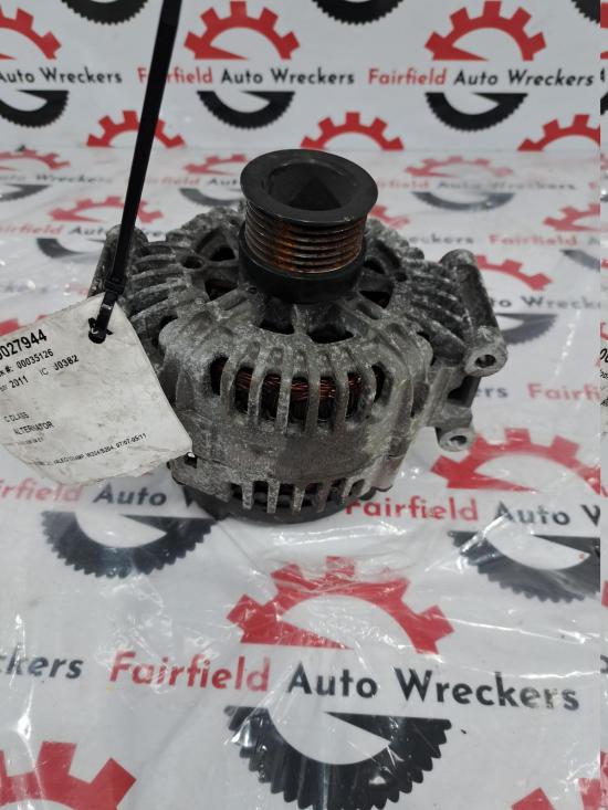 mercedes benz C250 Aug 2011 ALTERNATOR 